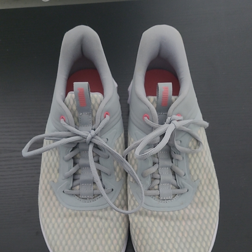 Puma Gray and Pink Athletic Shoes - Picture 3 of 7